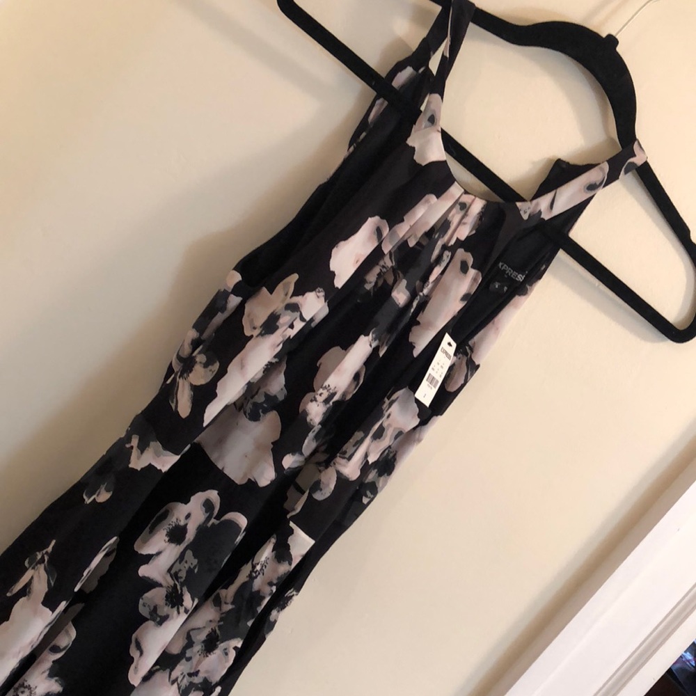 NWT express floral dress